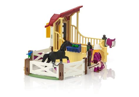 Playmobil Horse Stable with Arabian Horse (Playmobil Country )