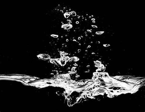 Black And White Water Splash Printed Glass Splashback