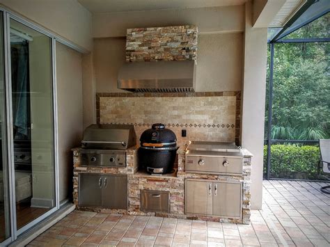 Outdoor Kitchen Backsplashes Ideas 2024