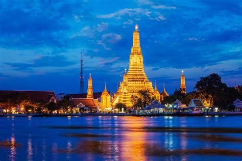 Wat Arun in Bangkok - Temple of Dawn in Thailand | Trip Ways