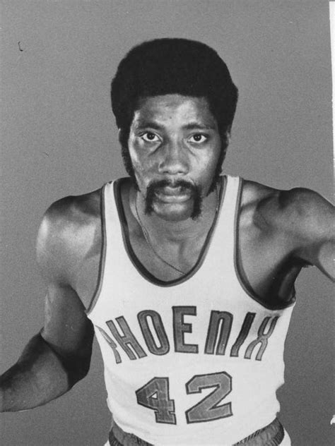 Phoenix Suns great Connie Hawkins dies at 75