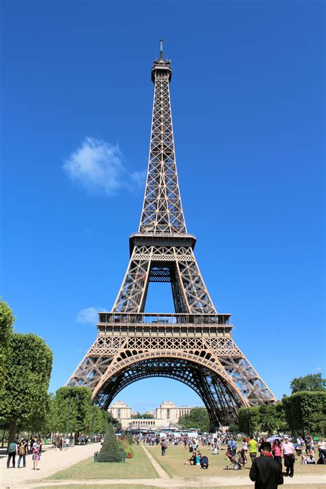 The Eiffel Tower Paris France Famous Buildings, Paris France, Eiffel ...