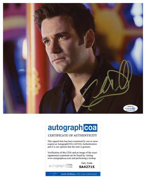 Colin Donnell Arrow Signed Autograph 8x10 Photo ACOA | Outlaw Hobbies ...