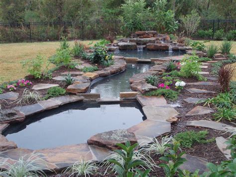 30+ Large Pond Landscaping Ideas – DECOOMO