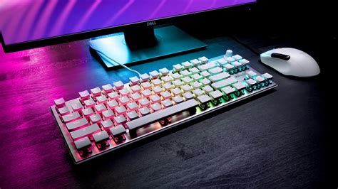 ROCCAT Vulcan TKL Pro : le clavier décliné en version Arctic White