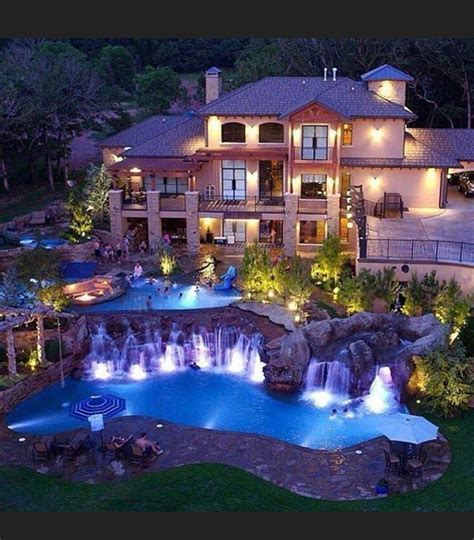 Pin on Beautiful Houses🏡 | Big houses exterior, Big houses with pools ...