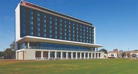 Doncaster Racecourse Exhibition Centre & Hilton Garden Inn Hotel ...