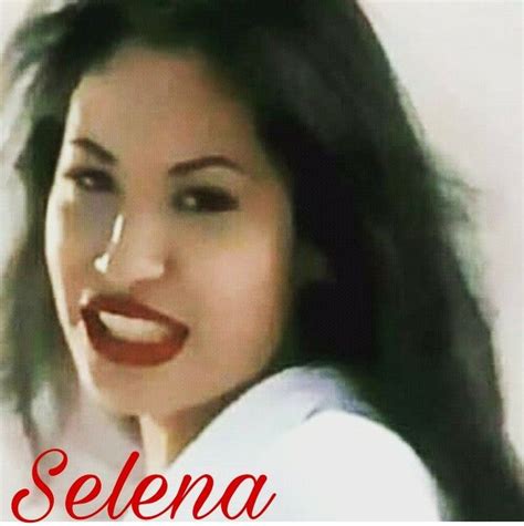 Pin by Limarie Ortiz on Selena Queentanilla | Selena quintanilla perez ...