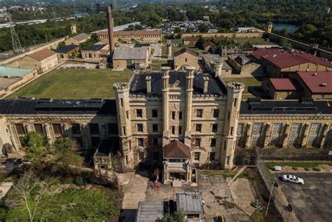 'Ghost' themed tours are being held at the Old Joliet Prison. | Joliet ...