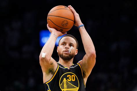 NBA: Steph Curry's iconic performance leaves Warriors teammates stunned ...