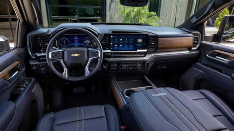 2024 Silverado 2024 Interior - Abra Linnet