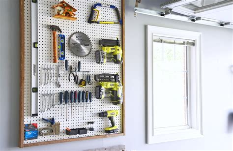 Woman in Real Life:The Art of the Everyday: Garage Organization - DIY ...