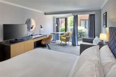 DoubleTree by Hilton Manchester Airport Photo Gallery