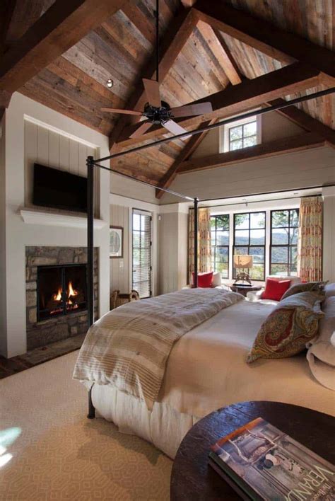 33 Stunning master bedroom retreats with vaulted ceilings