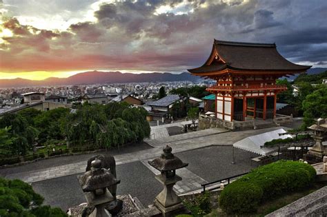 Kyoto Travel Guide: When to Visit, What to Do & Eat and Where to Stay