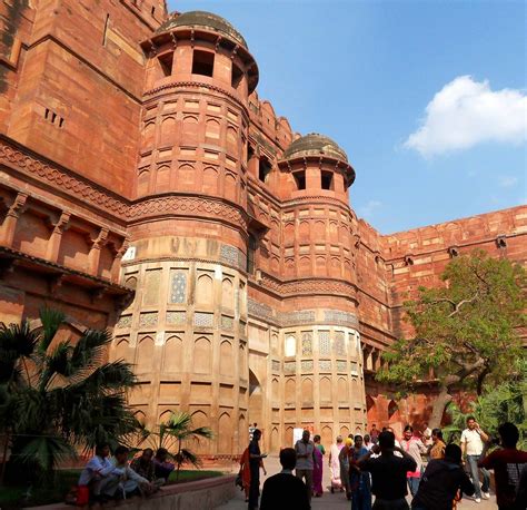 Agra Fort | Images, Architecture, Akbar, & Facts | Britannica