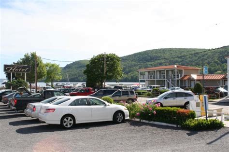 Photo Gallery | Cooperstown, NY | Lake Front Hotel