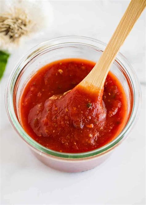 EASY Homemade Pizza Sauce (5 ingredients!) - I Heart Naptime