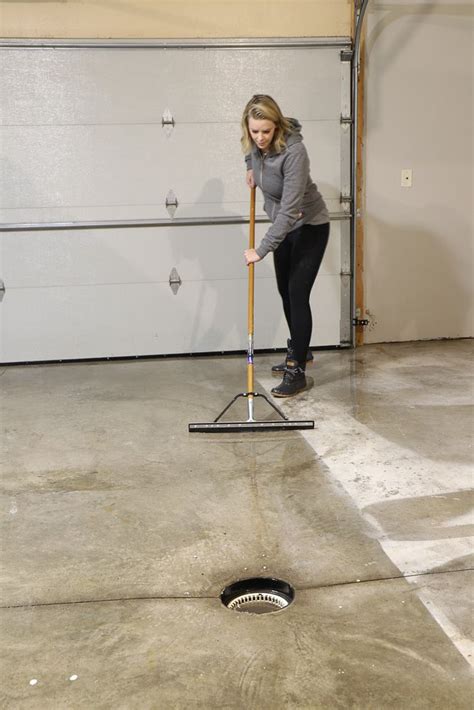 Do's and Don'ts on painting your garage floors | Garage floor, Garage ...