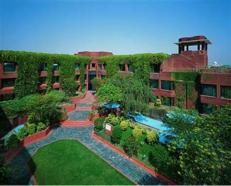 Beautiful ITC Agra - Review of ITC Mughal, a Luxury Collection Resort ...