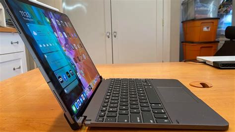 How to pick the best iPad keyboard trackpad case - CNET