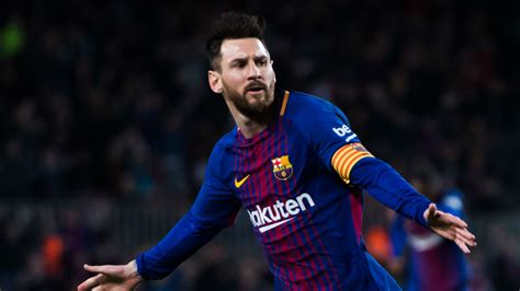 Barcelona vs Real Madrid: TV channel, live stream, squad news & preview ...