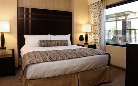 Silverton Rooms & Suites | Photos & Information | Las Vegas Hotels