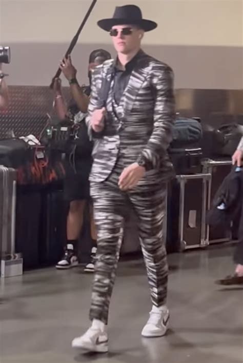 Joe Burrow's Super Bowl 2022 outfit revealed