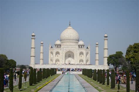 Taj Mahal Gardens in Agra, India Editorial Photography - Image of ...