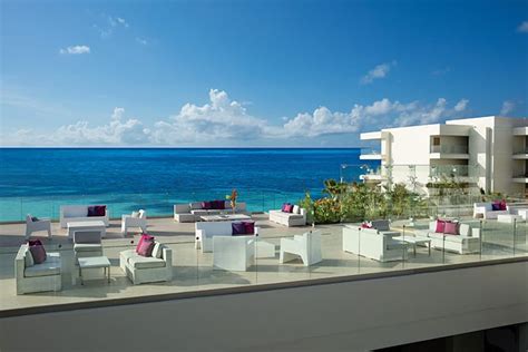 Breathless Riviera Cancun - Modern Destination Weddings