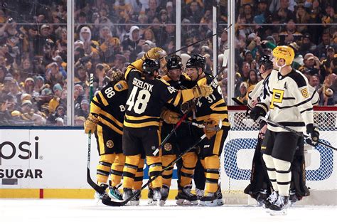 Live updates: Bruins come back for 2-1 victory over the Penguins in ...