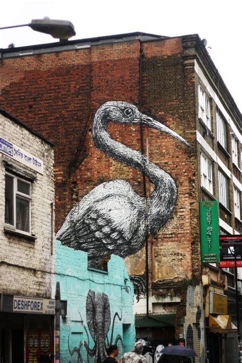 Street Art in East London (PHOTOS)