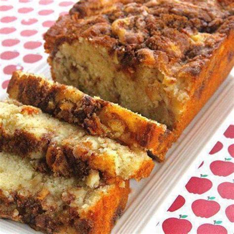 Apple Cinnamon Bread