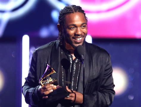 Commercial and critical darling Kendrick Lamar wins Pulitzer | AP News