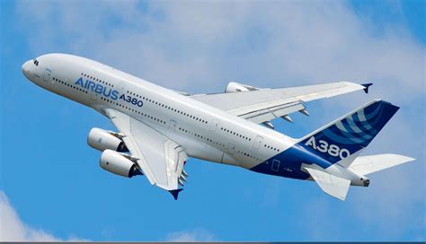 Airbus recortará la producción del A380 en los próximos años - Jet News