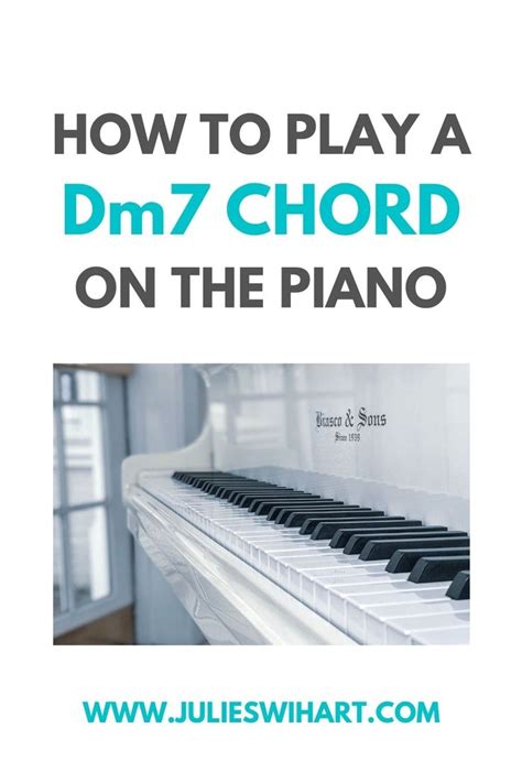 How to Play a Dm7 Chord on the Piano in 2021 | Piano, Learn piano ...