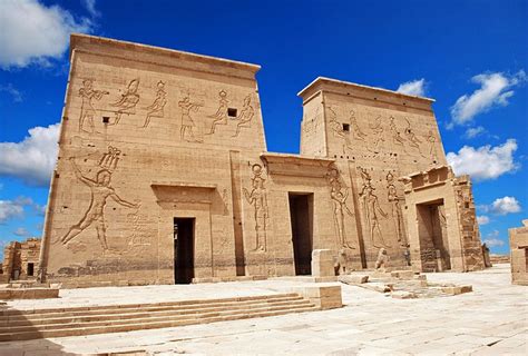 12 Top Tourist Attractions in Aswan & Easy Day Trips | PlanetWare