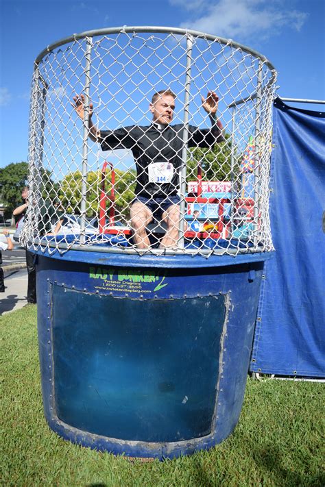 USA Dunk Tank Rentals Sky High Party Rentals | Dunk tank, Bounce house ...