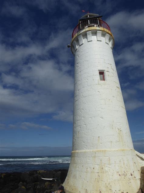 Port Fairy Lighthouse – Griffiths Island – Vintage Victoria