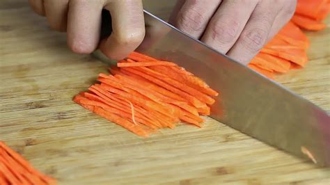 How to Julienne Carrots - 8 Easy Steps - wikiHow