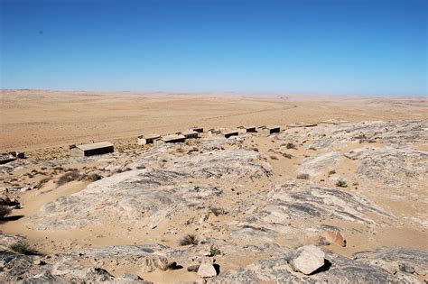 File:Kolmanskop, Namibia (2813283661).jpg - Wikimedia Commons