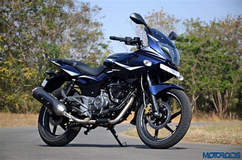 Bajaj Pulsar 220 F ABS Launched | Motoroids