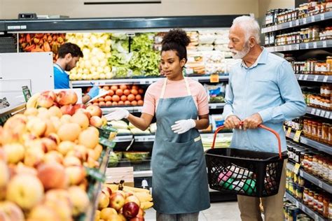 12 Polite Habits Grocery Store Workers Hate—and What to Do Instead