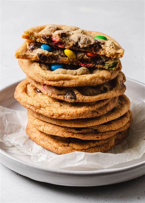 Crispy Chocolate Chip Cookies with M&M's - Style Sweet