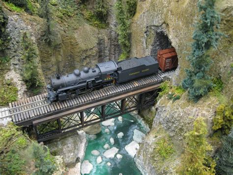 Great Canadian Model Railroad: Dave Chomyn's Quintette Tunnels Modules ...