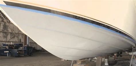 how to paint a fiberglass boat - Pontooners