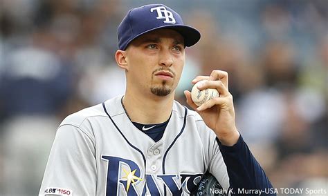 Blake Snell traded to Padres in five-player deal with Rays