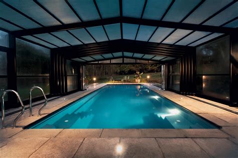 Beginner's Guide to Home Swimming Pools: Building a Pool - Build It