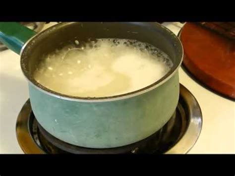 How To Cook Rice On The Stove - Staybite11