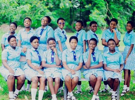 Top 10 most beautiful SHS Uniforms in Ashanti Region (Photos) - Dicy Trends